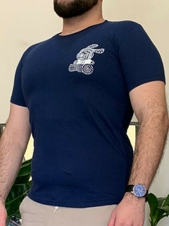 Remera clasica estampada conejito en internet