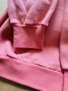 Buzo cuello redondo frisado ROSA