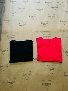 Imagen de combo remeras lisas X2