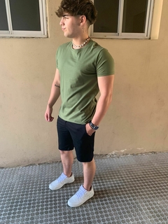 Remera Pantaleon clasica lisa VERDE MILITAR - comprar online