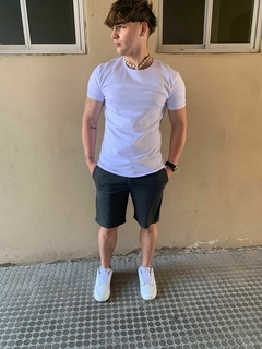 COMBO 3 REMERAS CLASICAS LISAS. (NEGRO, BLANCO, AZUL) - tienda online