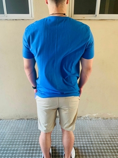 Imagen de COMBO 3 REMERAS CLASICAS LISAS. (VERDE MILITAR, BORDO, AZUL)