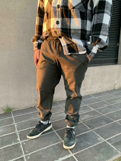 PANTALÓN JOGGER MICHIGAN GRIS - comprar online