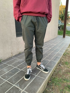 PANTALÓN JOGGER MICHIGAN GRIS - Pantaleon streetwear