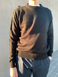 Imagen de SWEATER DE HILO NEGRO