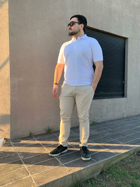 CHOMBA Pantaleon clásica lisa BLANCA - comprar online