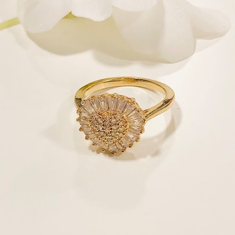 Anel Coração cravejado em Micro Zircônias e navete banho ouro 18k (AN1143)