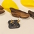 Brinco design Avião Tarraxa Bebê banho ouro 18k (PQ1487)