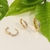 Trio de brincos argolinhas articuladas com caneta de ródio banho Ouro 18k (TRIO1644) na internet