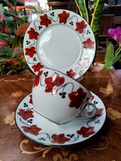 Trio de té porcelana Francesa de Limoges en internet