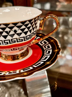 Taza de té porcelana Deco geométrica roja