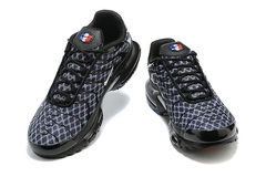 NIKE AIR MAX TN na internet