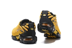 NIKE AIR MAX TN na internet