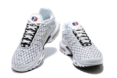 NIKE AIR MAX TN - loja online