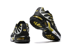 NIKE AIR MAX TN na internet