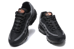NIKE AIR MAX 95 na internet