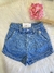 Short jeans médio acompanha cordinha - Cereja Doce Boutique