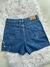 Short azul escuro com brilho na internet
