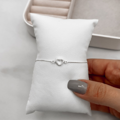 Pulseira coração cravejado - comprar online