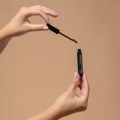 Máscara de Sobrancelhas Em Gel Make.B Brow Lamination na internet