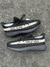 Yeezy Boost 350 V2 Core Black White na internet