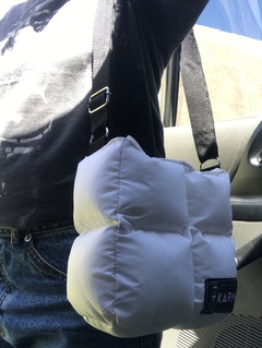 mini puffer blanca - comprar online