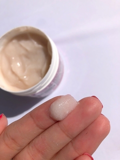 Esfoliantes corporal de rosa mosqueta e argila branca Phallebeuty - Inova Cosméticos | Loja de cosméticos 