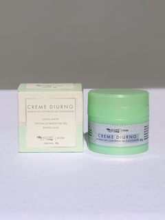 GEL HIDRATANTE FACIAL CONTROLE DA OLEOSIDADE MAX LOVE
