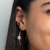 Brinco meia argola flor Rommanel folheado a ouro - Paty Joias Rommanel - loja online da Rommanel