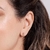 Brinco Rommanel menina palito folheada a ouro - Paty Joias Rommanel - loja online da Rommanel