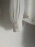 Camisa Feminina Acetinada Off White Botões Invisíveis Tamanho P/M - loja online