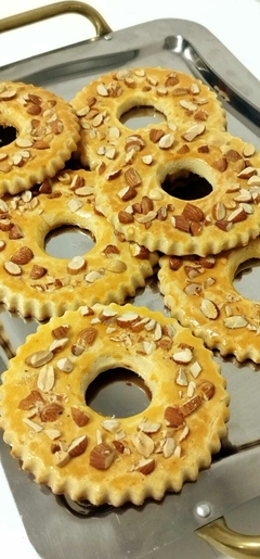 Aros de masa quebrada con almendras - tienda online