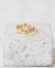 Anel com Detalhes Brilhantes