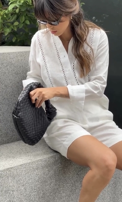 Camisa Claudia na internet