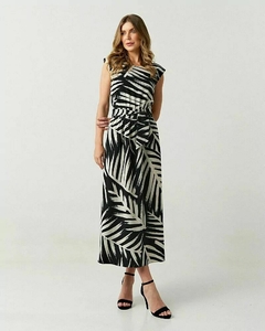 Vestido Midi estampado na internet
