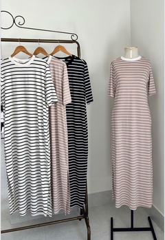 Vestido Bianca na internet