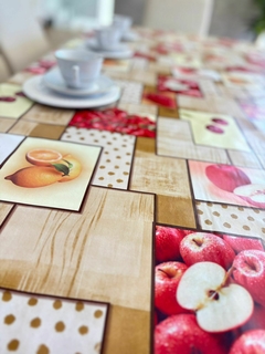 Toalha de Mesa PVC, Térmica, Plástica, Impermeável para 4 lugares 140x140 e 6 lugares 220X140. Estampa Frutas Tropicais - loja online