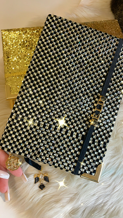 Bíblia Sagrada preta com dourada - comprar online