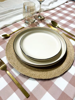 Mantel Antimanchas Ajedrez Beige - comprar online