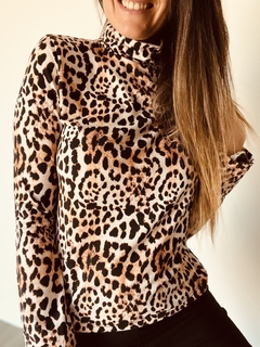 Imagen de 1771 polera modal print