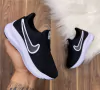 NIKE SEM CADARÇO - Preto