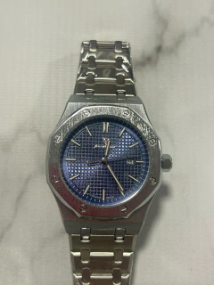 Imagen de Reloj Poedagar Octagon (Plateado con Azul)