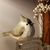 Pequeno pássaro de madeira escultura em casa escritório ornamento pássaro nó - loja online