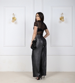 Calça Pantalona Glow na internet