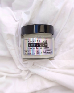 Refúgio - Vela aromática 140 g - comprar online
