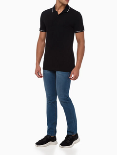 POLO CALVIN KLEIN LOGO RETILÍNEA SLIM FIT - PRETO na internet