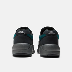 TENIS NEW BALANCE 580 - PRETO / VERDE - comprar online