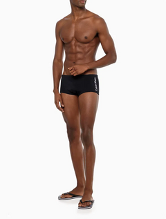 SUNGA CALVIN KLEIN TRUNK BASICA - PRETO na internet