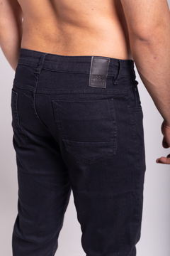 CALÇA JEANS URBO SLIM MORRO DO CARVÃO - PRETO - comprar online