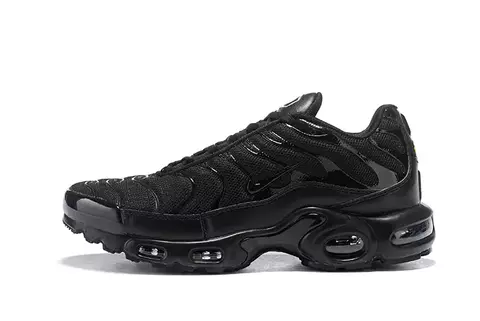 NIKE AIR MAX PLUS "TRIPLE BLACK" - TN1 TUNED AIR